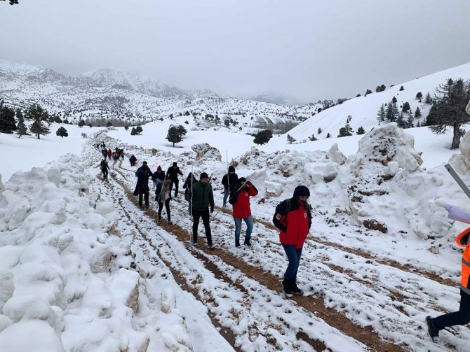 Keş Dağına "Muhsin Dağı" tabelası dikildi