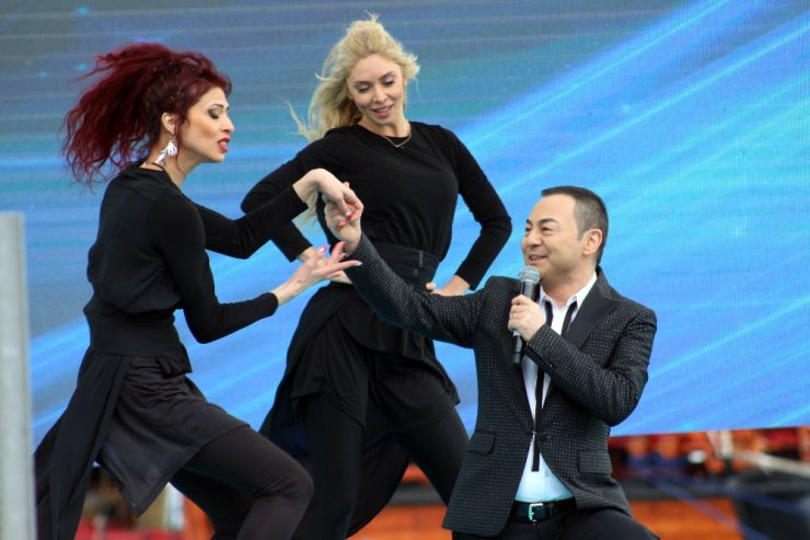 Serdar Ortaç: “Evlilik dünyanın en güzel şeyi”