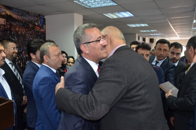 Seçimin ardından vatandaşlarla bir araya geldi! Herkesin belediye başkanı olacağım