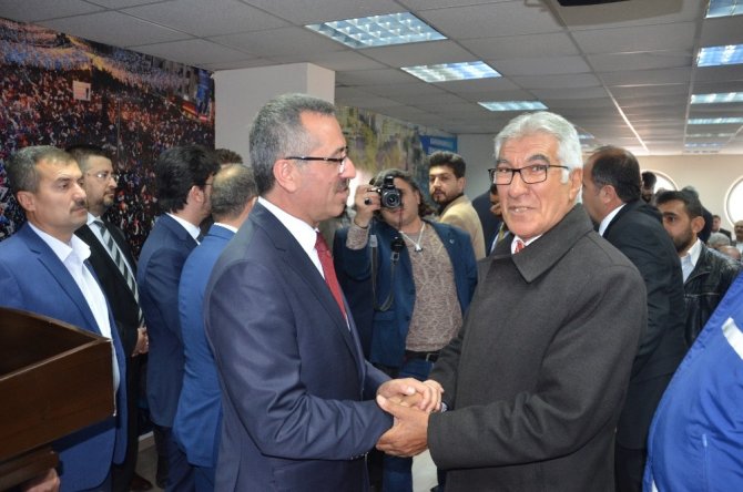 Seçimin ardından vatandaşlarla bir araya geldi! Herkesin belediye başkanı olacağım