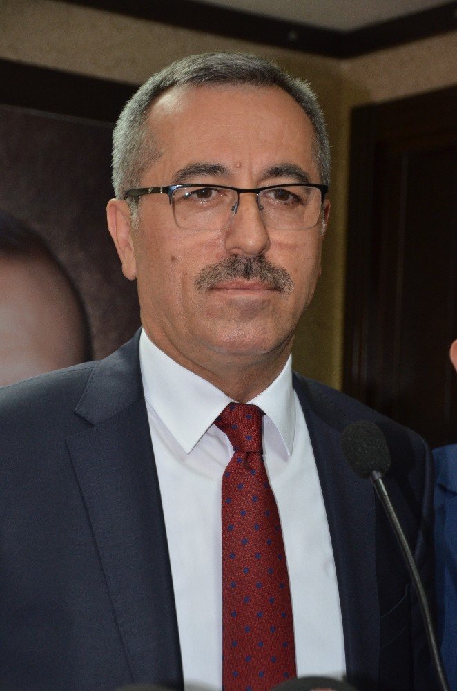 Seçimin ardından vatandaşlarla bir araya geldi! Herkesin belediye başkanı olacağım