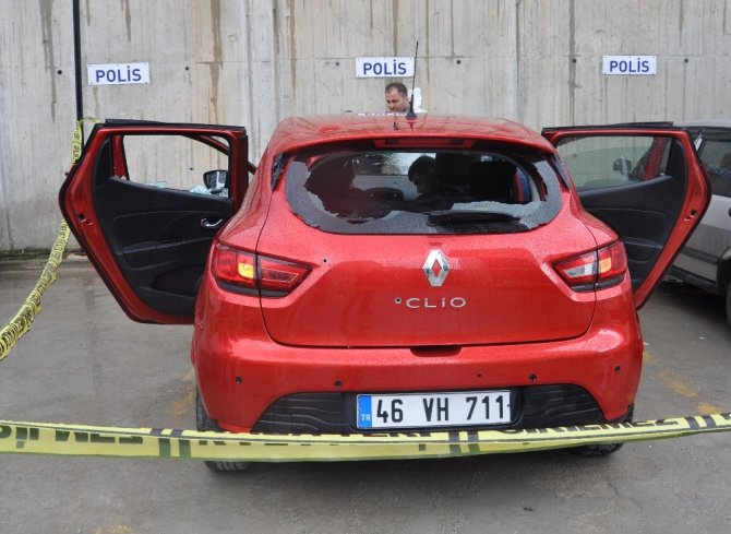 Elbistan'da eski eşi ile kocasına kurşun yağdırdı