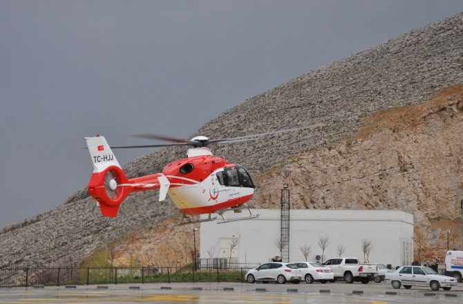 Elbistan'da eski eşi ile kocasına kurşun yağdırdı