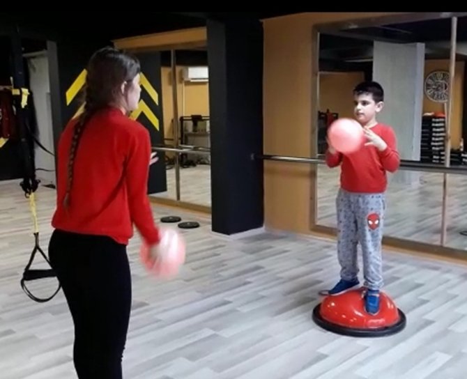 Otizm eğitmeni Pınar Boz, Otizmli çocuklara sevildiğini hissettirmeliyiz