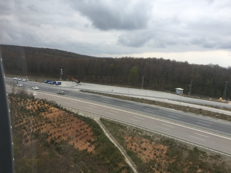 İstanbul jandarmasından helikopter destekli trafik denetimi