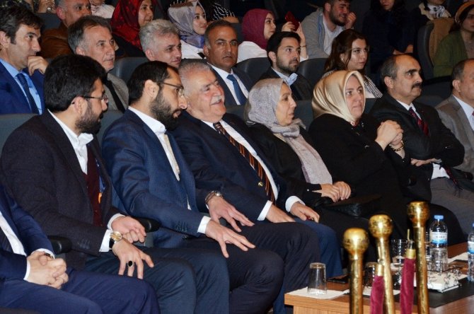 Başkan Mahçiçek, Bizim oylar da çalınmış, itiraz ettik bin 900 oy geri geldi