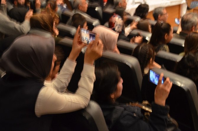 Kahramanmaraş’ta liseler arası ses yarışması yapıldı