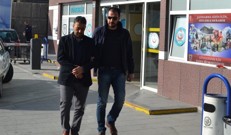 FETÖ’nün "mahrem imam"larına operasyon 80 gözaltı kararı