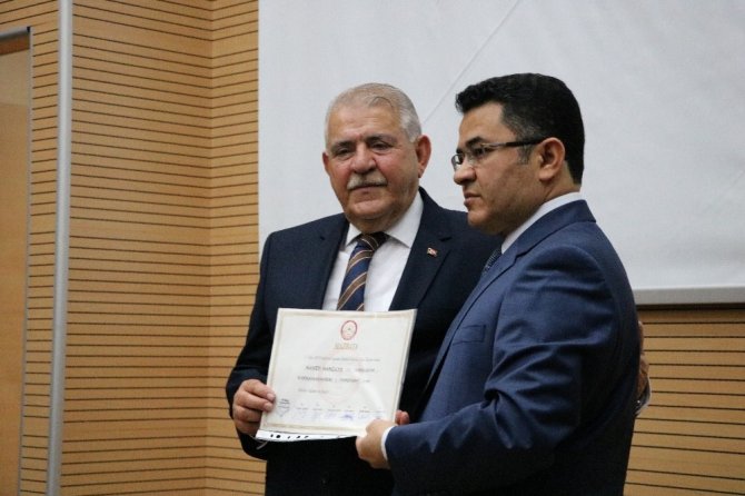 Kahramanmaraş’ta belediye başkanları mazbatalarını aldı