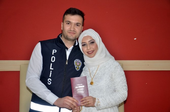 Polis Günü’nde bir ömür için evet dediler
