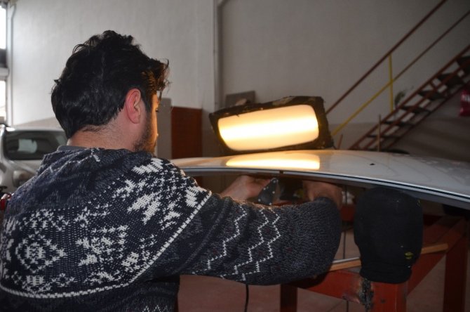 Kahramanmaraş'ta  araç göçükcüleri iyi iş yapıyor