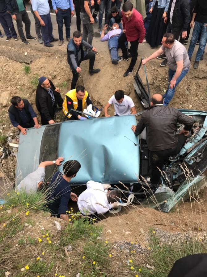 Kahramanmaraş'ta bu otomobilden yaralı kurtuldular