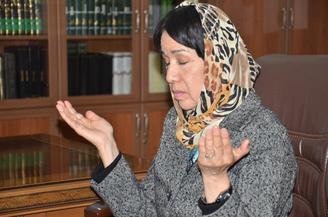 Amerikalı psikolog Elbistan'da Müslüman oldu!