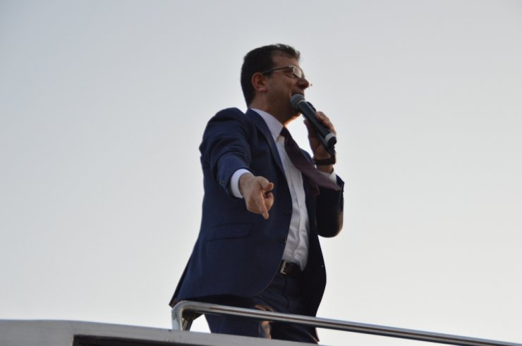 Ekrem İmamoğlu görevi devraldı 