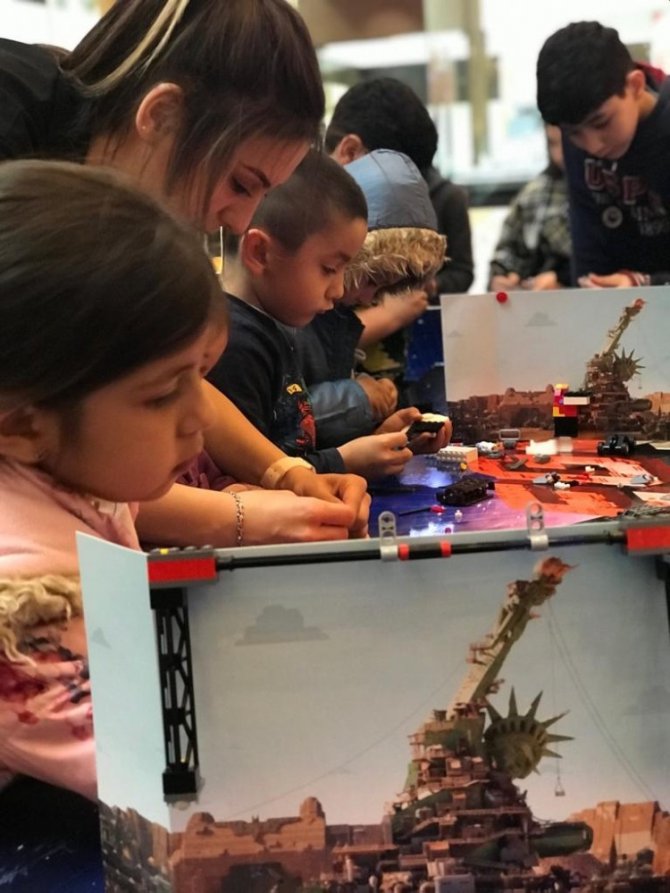Kahramanmaraşlı çocuklar Lego'ya doydu