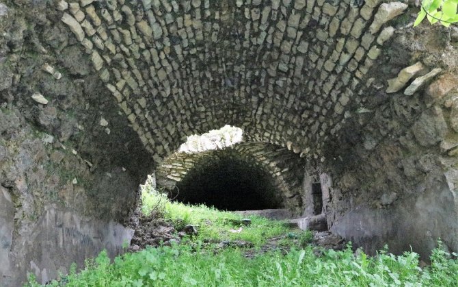 Kahramanmaraş'ta 400 yıllık tarihi hamam yenilenmeyi bekliyor