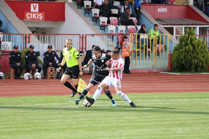 Kahramanmaraşspor zorlu mücadelenin ardından 5-2 mağlup oldu