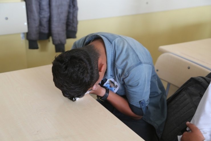 Teröristler arkadaşlarını hayattan kopardı