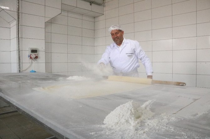 Kahramanmaraş'ta ramazan tatlıları için hummalı çalışma var