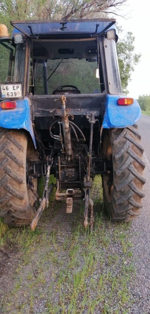 Afşin'de traktörden kopan römorktaki tarım işçileri ölümden döndü