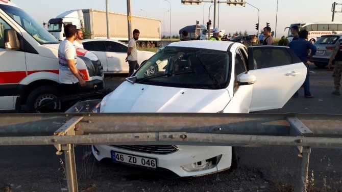 Kahramanmaraş’ta feci kaza!1’i bebek 5 kişi yaralandı