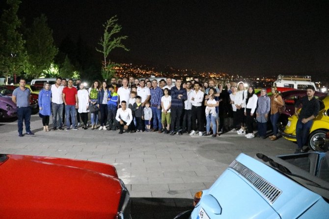 Kahramanmaraş'ta klasik otomobillerle 19 Mayıs korteji düzenlendi