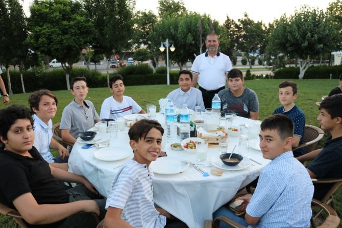 Kahramanmaraş'ta LGS’de dereceye giren öğrencilere ödül verildi