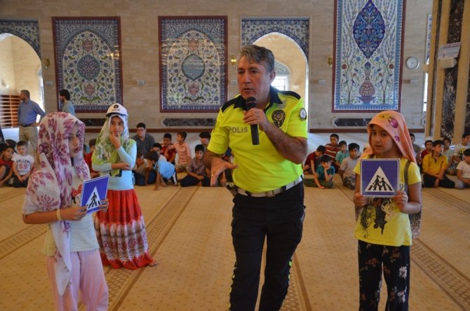Kahramanmaraş'ta camide trafik eğitimi verildi