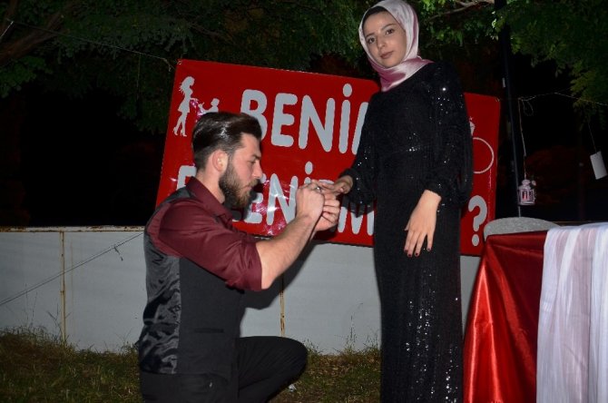 Kahramanmaraş'ta böyle evlilik teklifi görülmedi