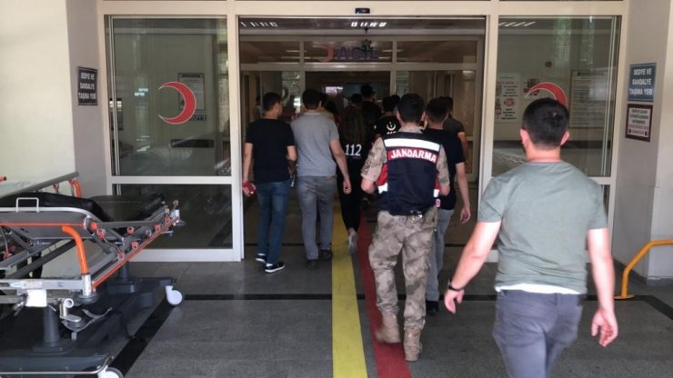 Siirt’te askeri zırhlı aracın geçişi sırasında patlama: 2 asker yaralı