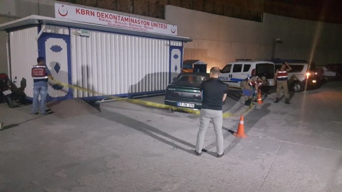 Eşinin başından vurduğu iddia edilen genç kadın ağır yaralandı