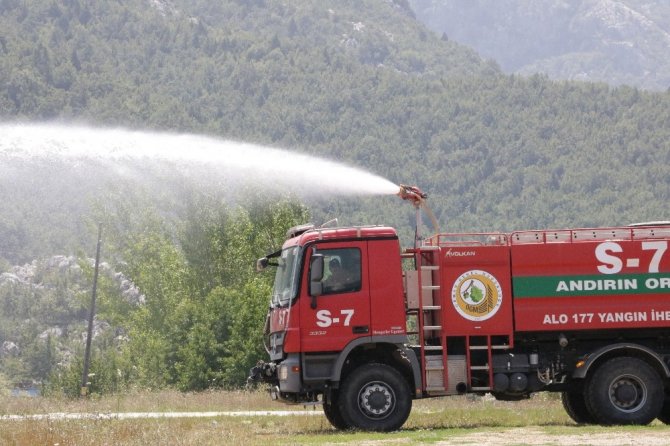 Kahramanmaraş’ta orman yangınlarıyla mücadele ediliyor
