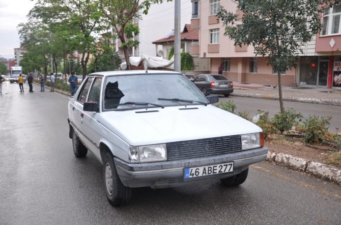 Elbistan'da otomobilin çarptığı yaşlı kadın hayatını kaybetti