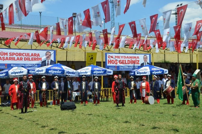 Geleneksel Şalvar Güreş müsabakaları yapıldı