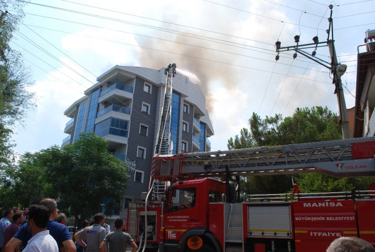 Alev alev yandı: Korku dolu dakikalar yaşandı