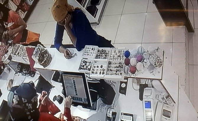 İşbaşındaki  tırnakçılar uyanık tezgahtar engeline takıldı