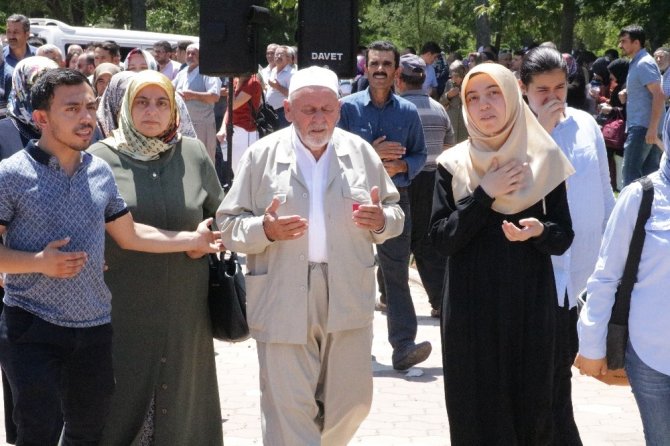 Kahramanmaraş’ta ilk hacı kafilesi uğurlandı