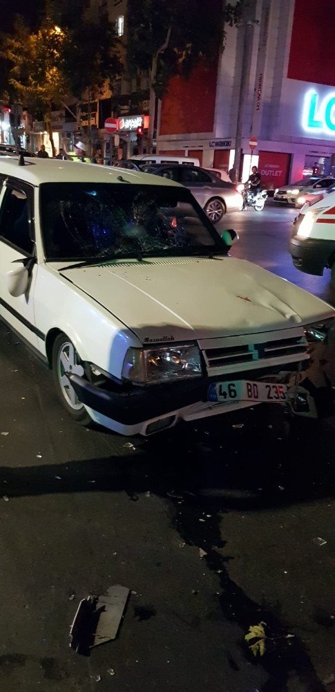 Kahramanmaraş’ta elektrikli bisiklet ile otomobil çarpıştı: 3 kişi yaralandı