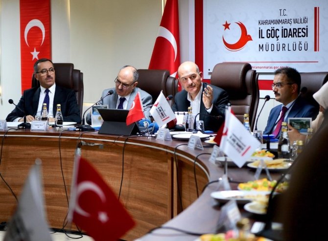 Bakan Soylu, Kahramanmaraş Geçici Barınma Merkezi'nde