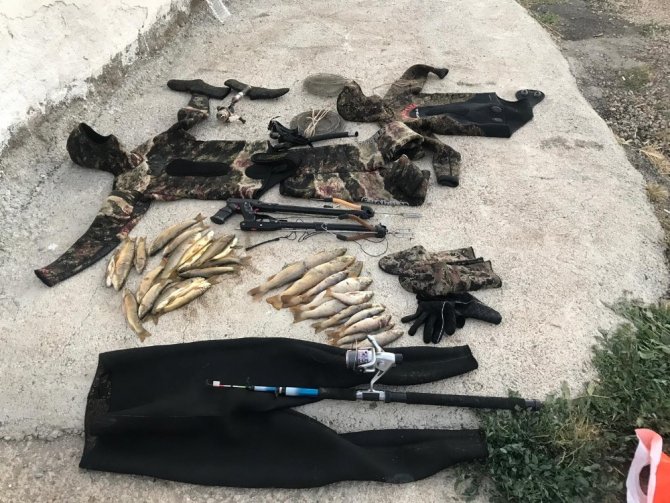 Elbistan'da kaçak balık avına ceza kesildi