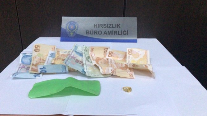 Kahramanmaraş'ta ziynet eşyası ve parasının çalındığını polisten öğrendi