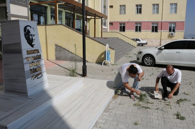 Öğretmenler, okulu yeni eğitim öğretime böyle hazırladı