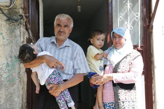 Çocukları milyonda 1 görülen hastalığa yakalanan ailenin yardım çığlığı