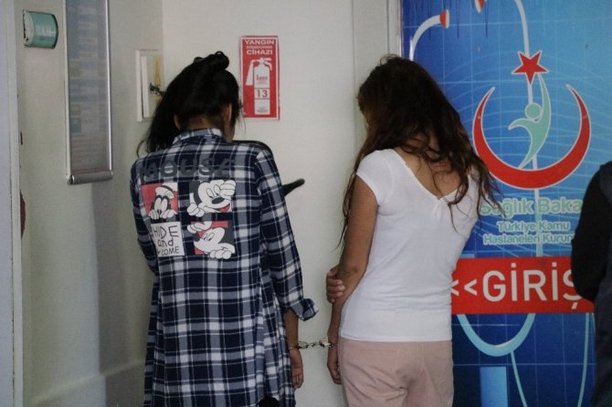 Osmaniye'den geldiler çalarken yakalandılar