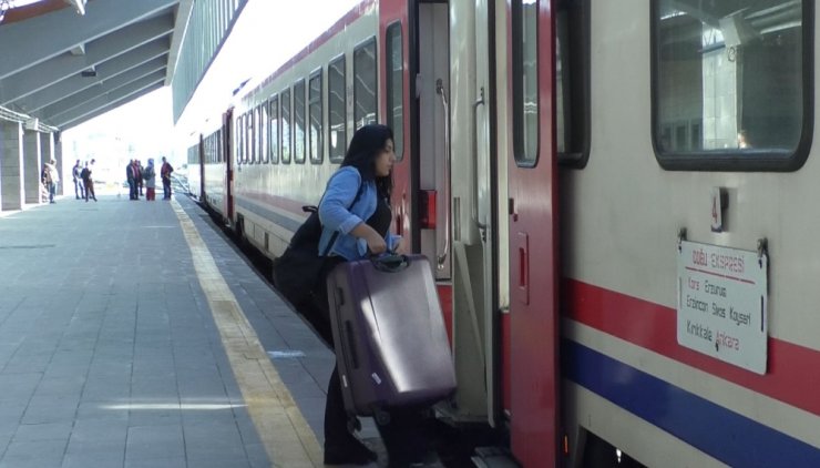 Doğu Ekspresi’yle masalsı yolculuk sürüyor