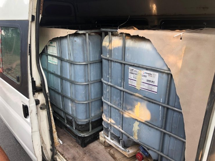 Adana’da 3 bin litre kaçak akaryakıt ele geçirildi