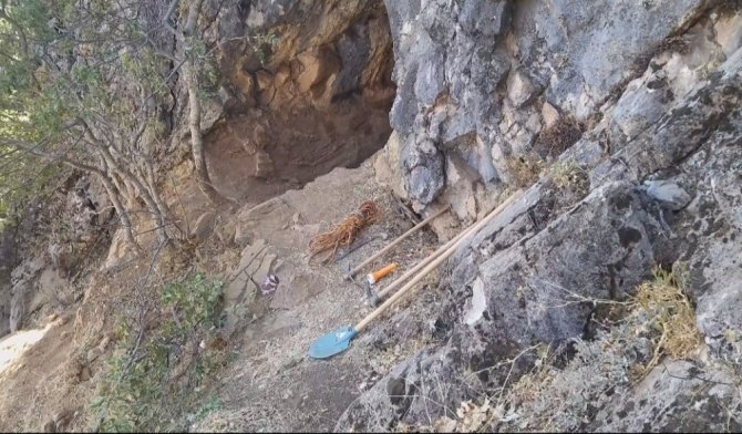 Kahramanmaraş'ta Jandarma definecilere göz açtırmıyor