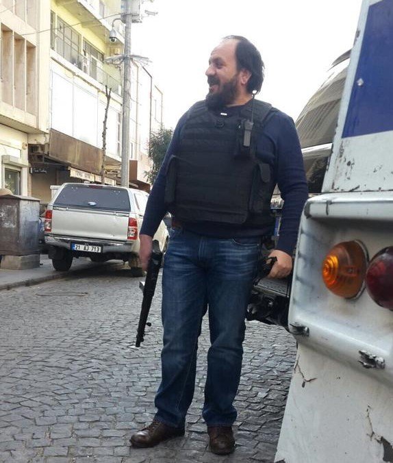 Dıyarbakırda şehit olan  kahramanımızın eşi: 'Kocamız yoksa biz varız'