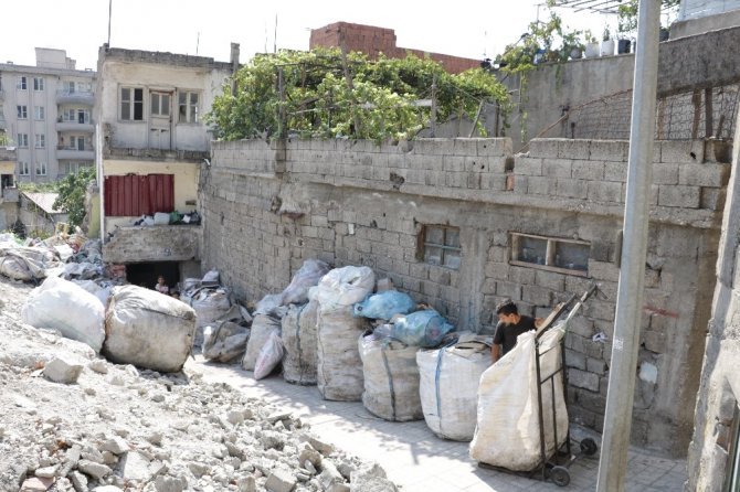 Türkiye'deki Türkmenler 'asker'olmak istiyor