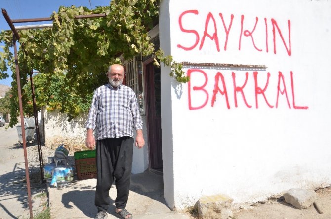Elbistan'da gizemli hayırsever, veresiye defterini satın aldı